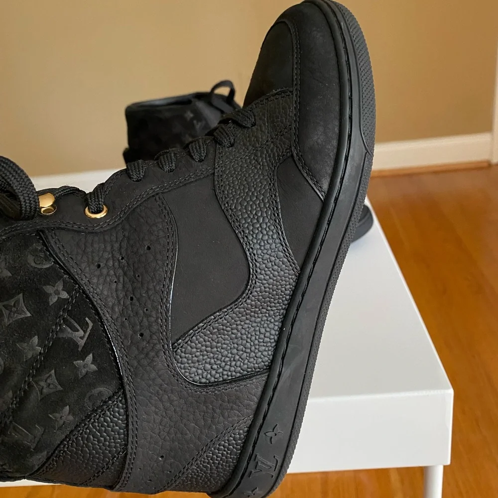 Excellent Louis Vuitton Ankle Boots - Picture 8 of 15
